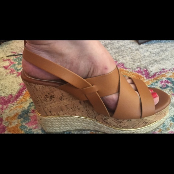 New - Nature breeze cognac wedge sandal. Size 8. - Picture 2 of 5
